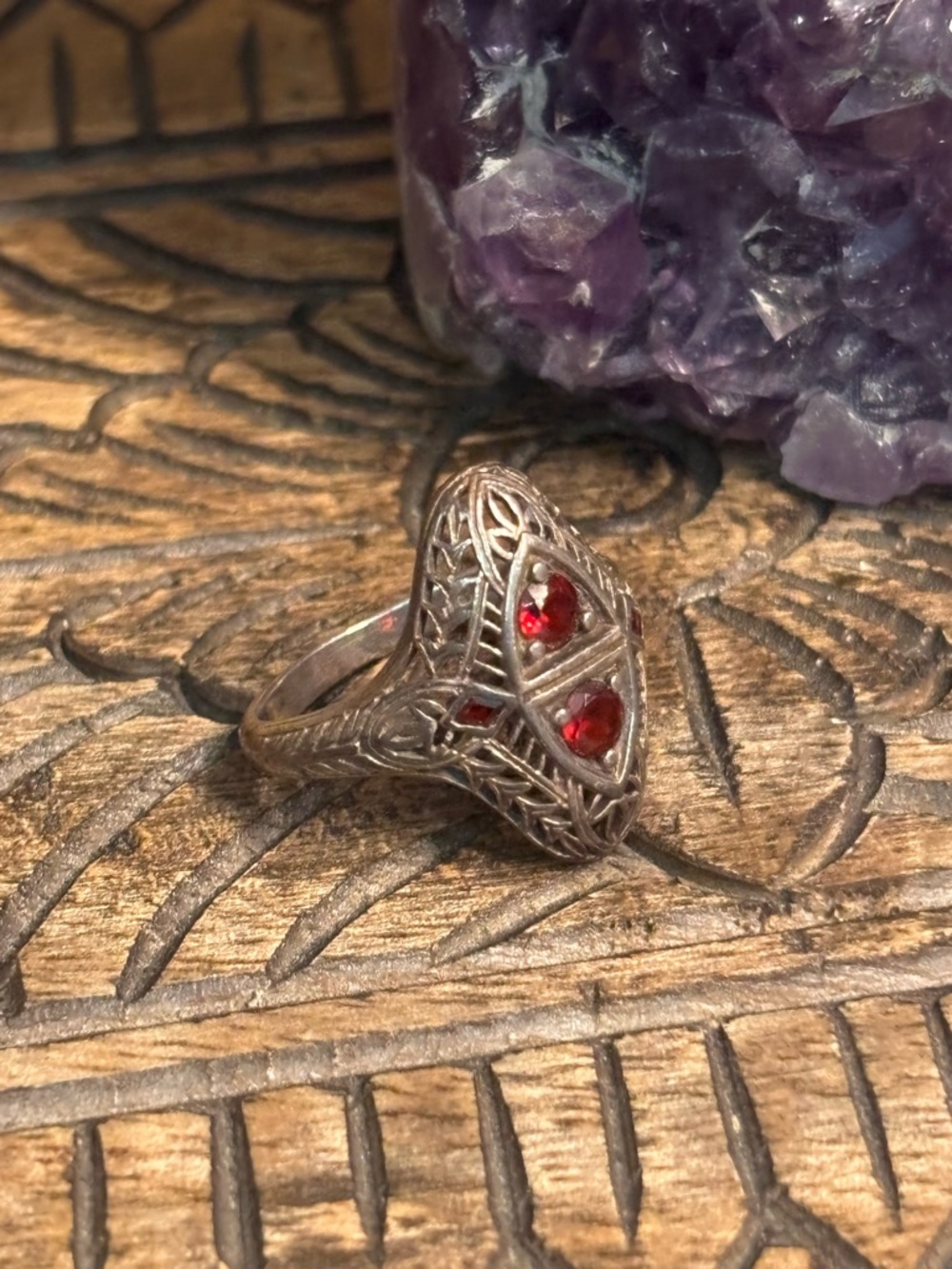 Sterling Silver Filigree Ring with Red Authentic Garnet Gemstones Size 6 - Picture 3 of 3